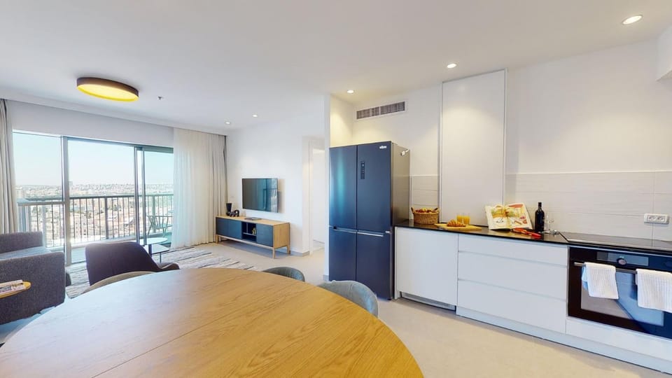 Kitchen or kitchenette, Dining area, pet friendly, stove