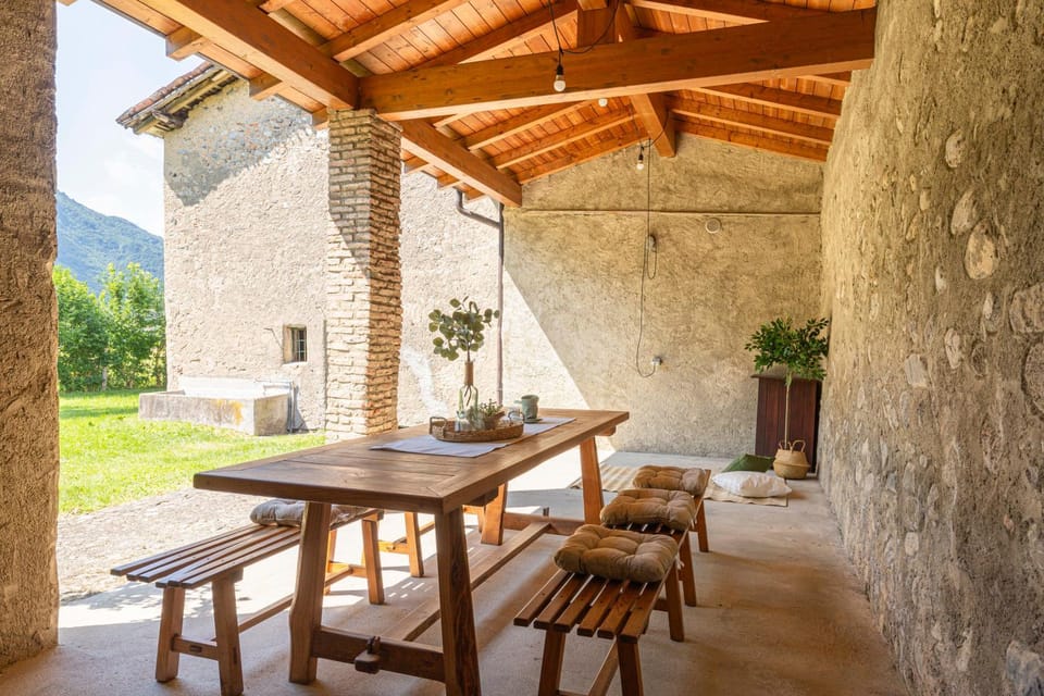 Day, Natural landscape, Dining area, Mountain view
