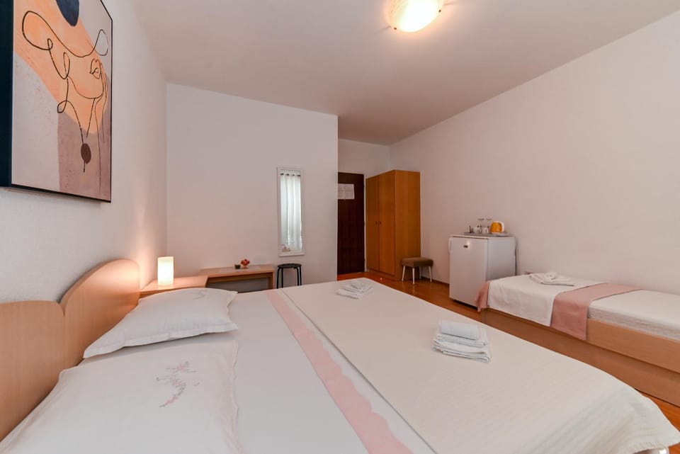 Sobe Juroš Apartment in Baška Voda