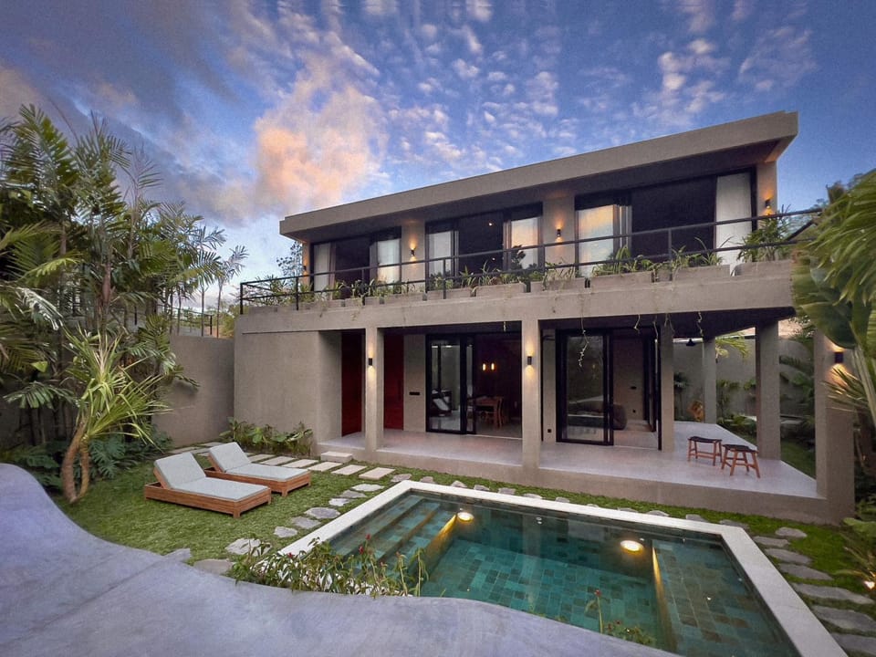 Natural landscape, Garden view, Pool view, Swimming pool, sunbed