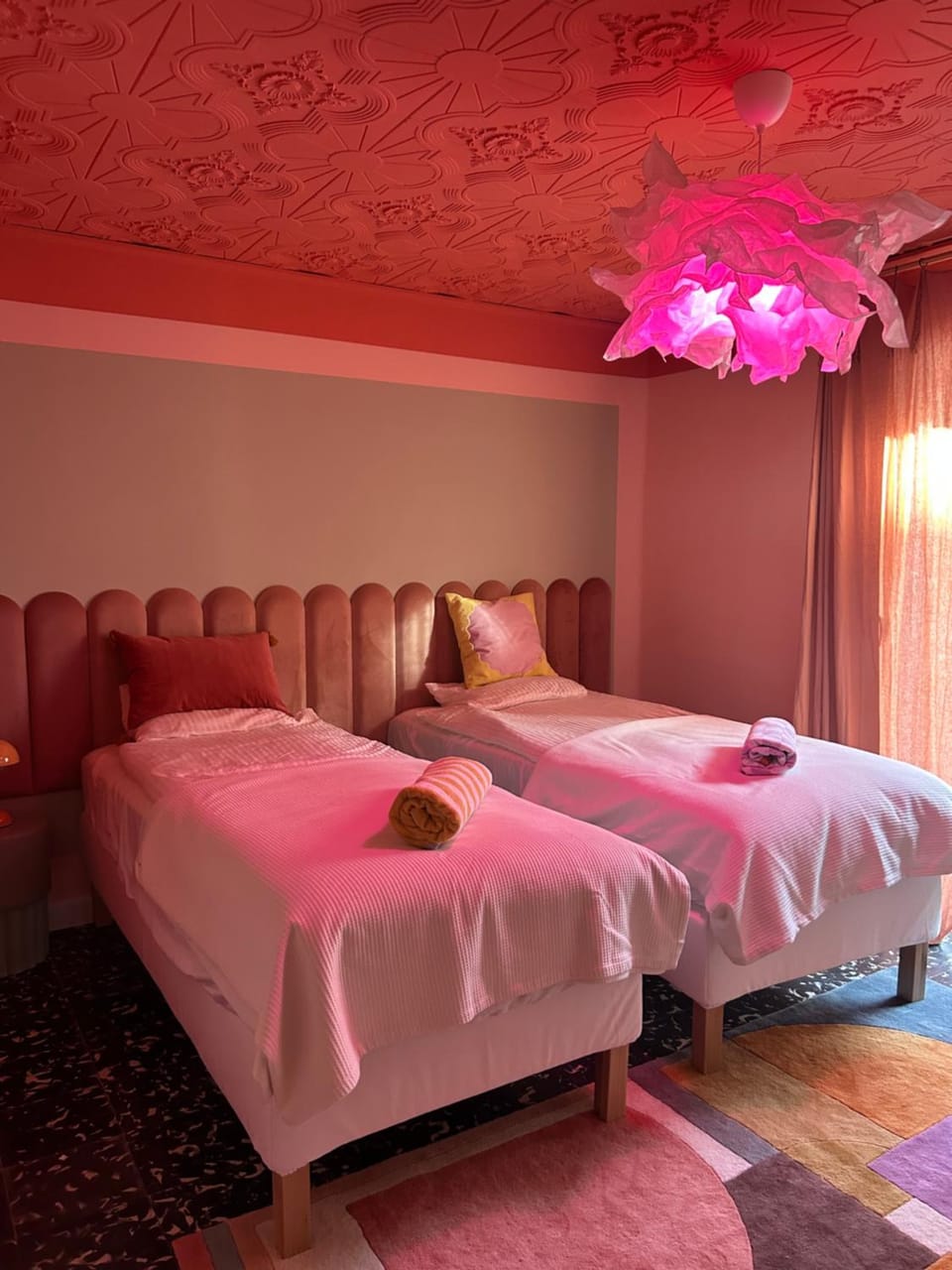 Bed, Balcony/Terrace, Photo of the whole room, Bedroom, air conditioner