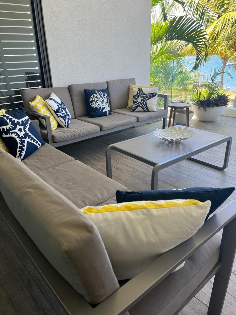 Patio, Natural landscape, View (from property/room), Balcony/Terrace, Balcony/Terrace, Living room, Seating area, Dining area