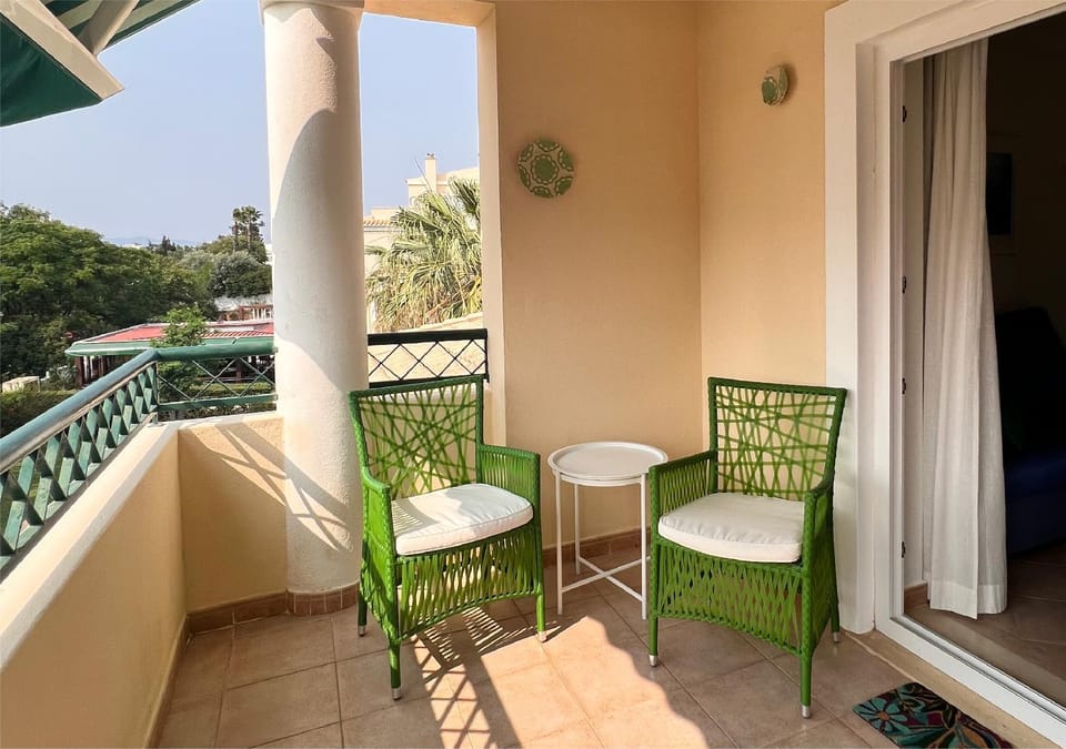 View (from property/room), Balcony/Terrace, Seating area