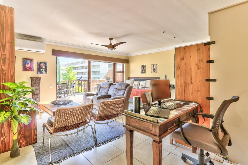 Planet Africa 1 Bedroom Apartment Apartment in Sea Point