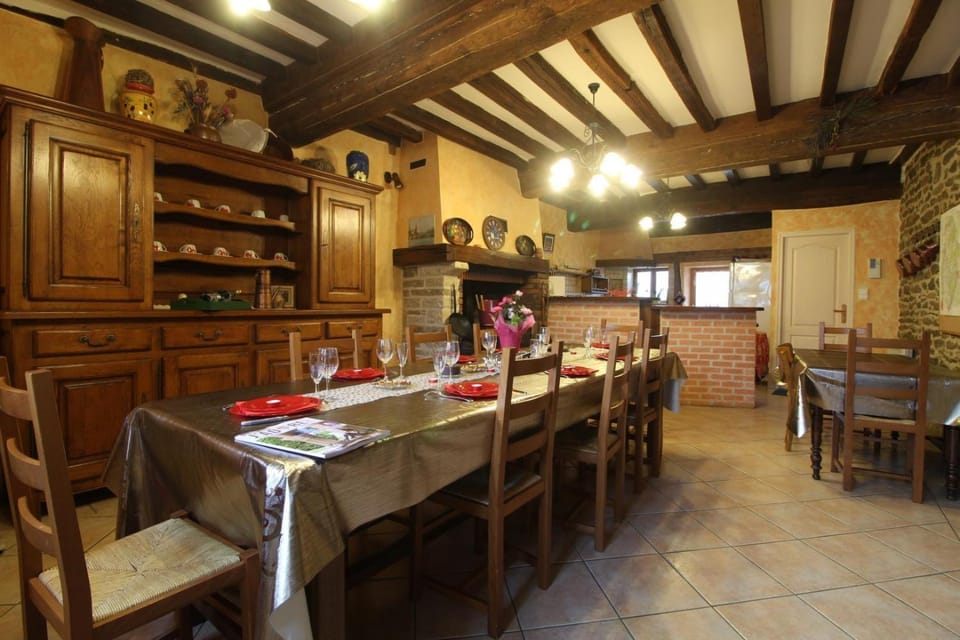 La Glycine House in Bourgogne-Franche-Comté