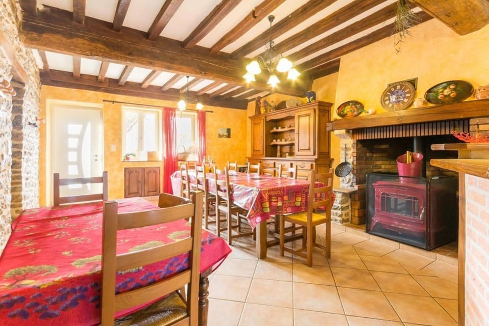 La Glycine House in Bourgogne-Franche-Comté