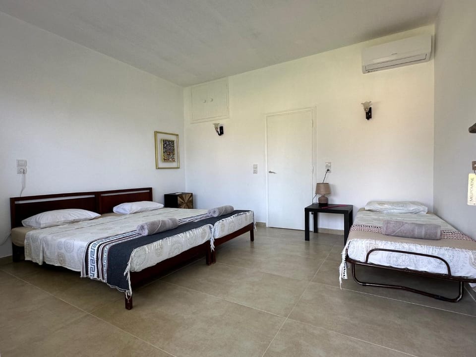 Bouros Seaview Farm Farm Stay in Euboea