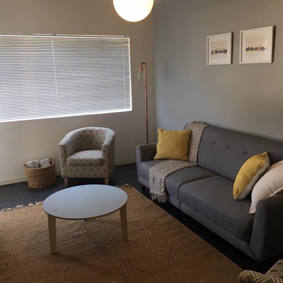 Overbeek 1 Bedroom 702 Apartment on Kloof Street Apartment in Cape Town