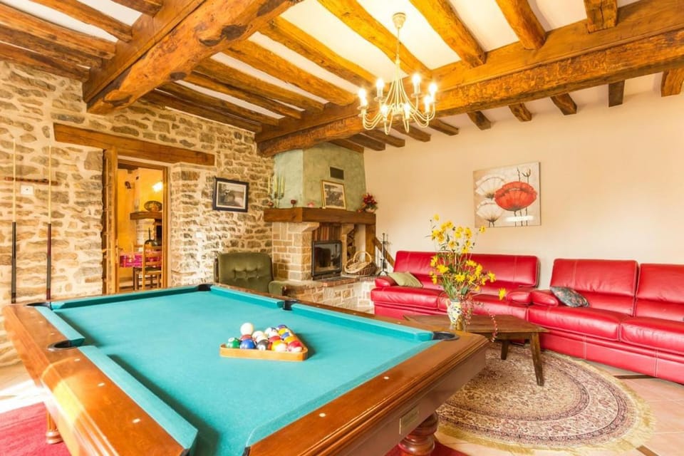 La Glycine et La Villanelle House in Bourgogne-Franche-Comté