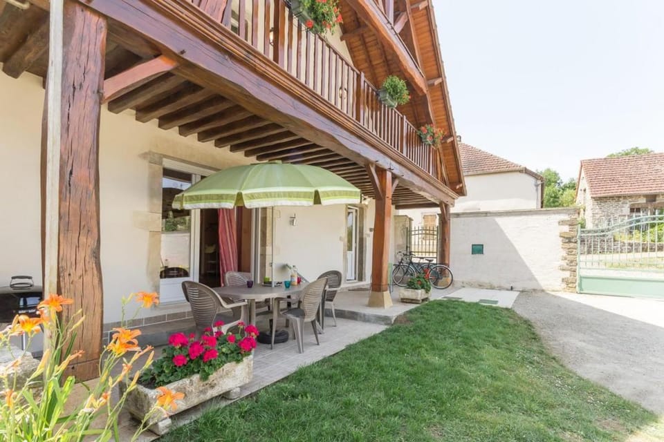 La Glycine et La Villanelle House in Bourgogne-Franche-Comté