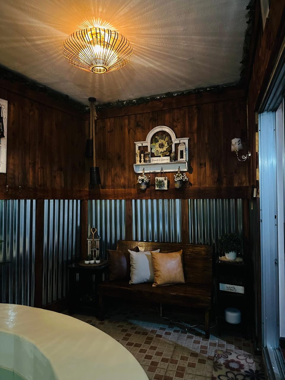 Raneville Hotspring Private Resort House in Calamba