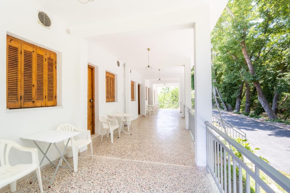 View (from property/room), Balcony/Terrace