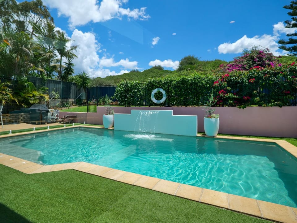 Garden, Pool view, Swimming pool, Swimming pool