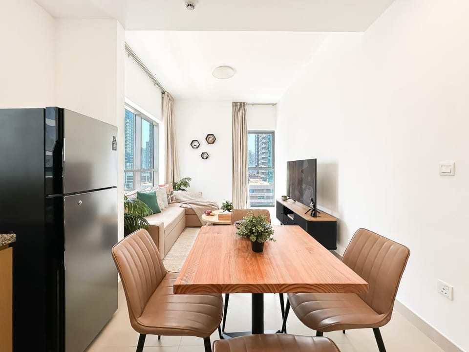 Trophy - Downtown Skyline Sanctuary Suite Apartment in Dubai