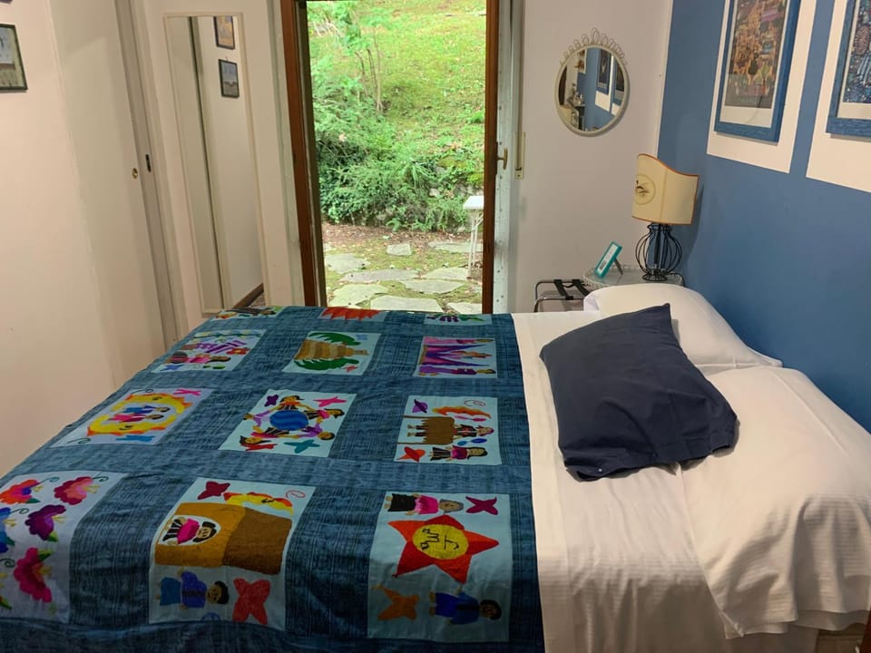 B&B Le Ortensie -Lago di Como Bed and Breakfast in Lierna