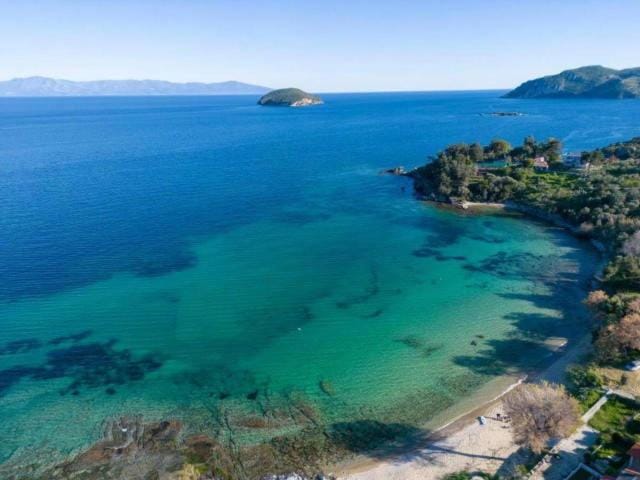 ENDLESS BLUE WAVE Villa in Kavala, Greece