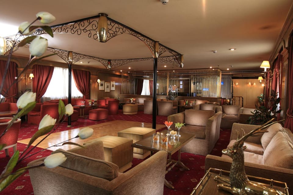 Lounge or bar