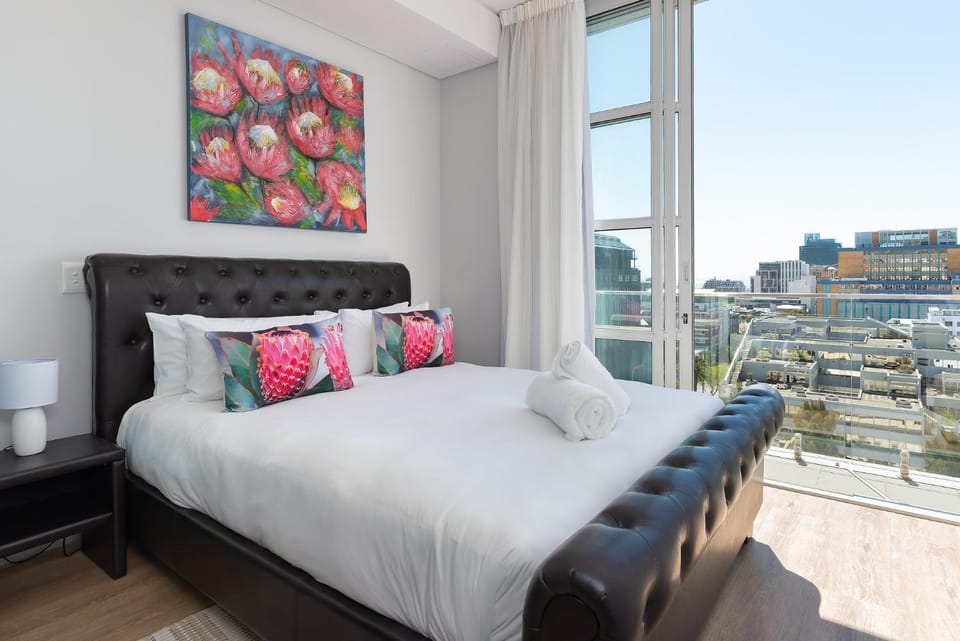 The Sentinel Apartment with balcony. Apartment in Cape Town