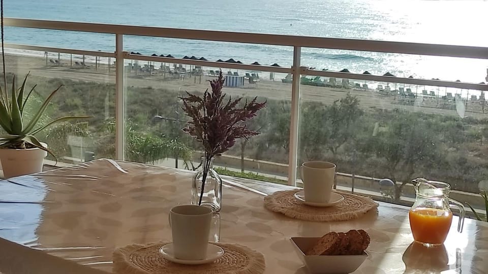 View (from property/room), Balcony/Terrace, Sea view