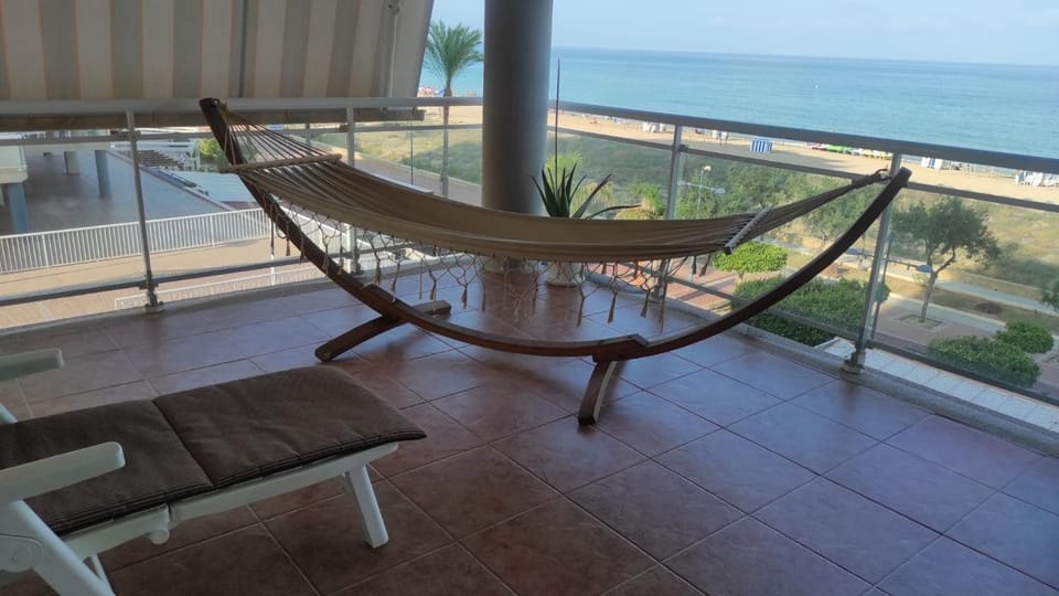 View (from property/room), Balcony/Terrace, Sea view