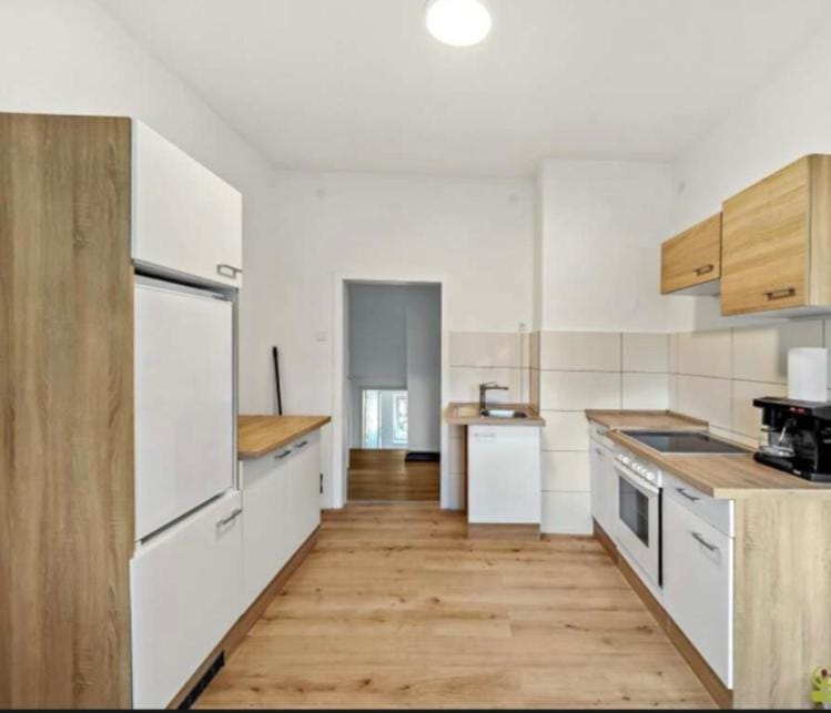 Kitchen or kitchenette, stove