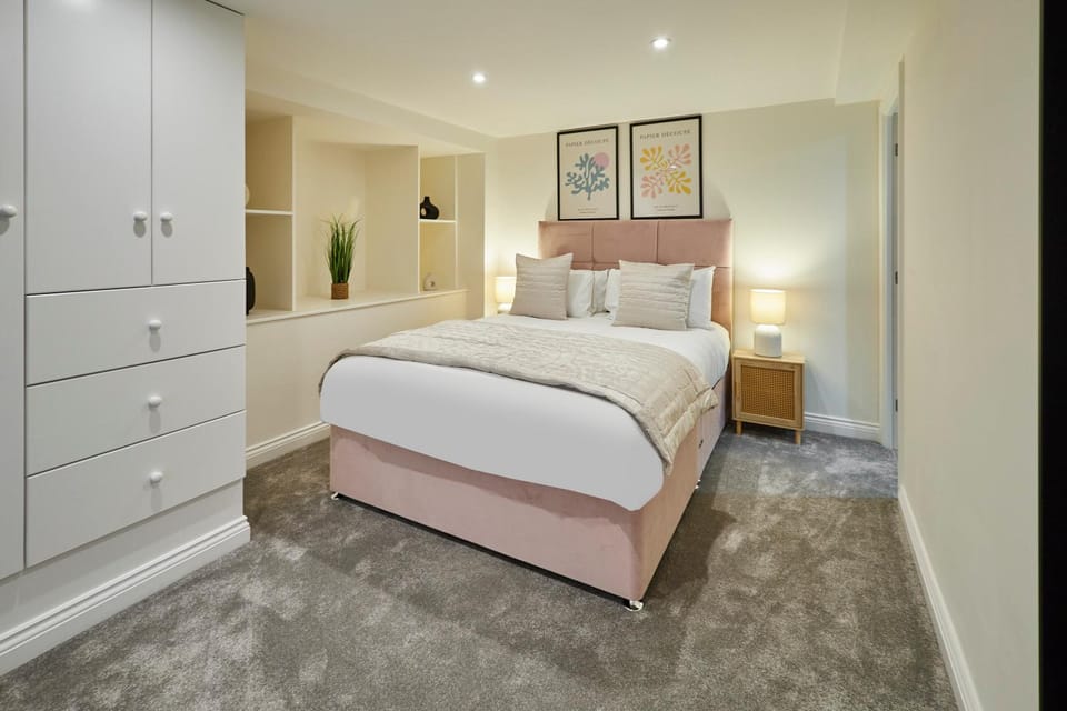 Bed, Bedroom, wardrobe