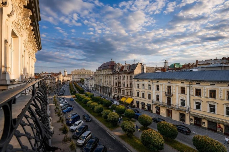 View (from property/room), City view