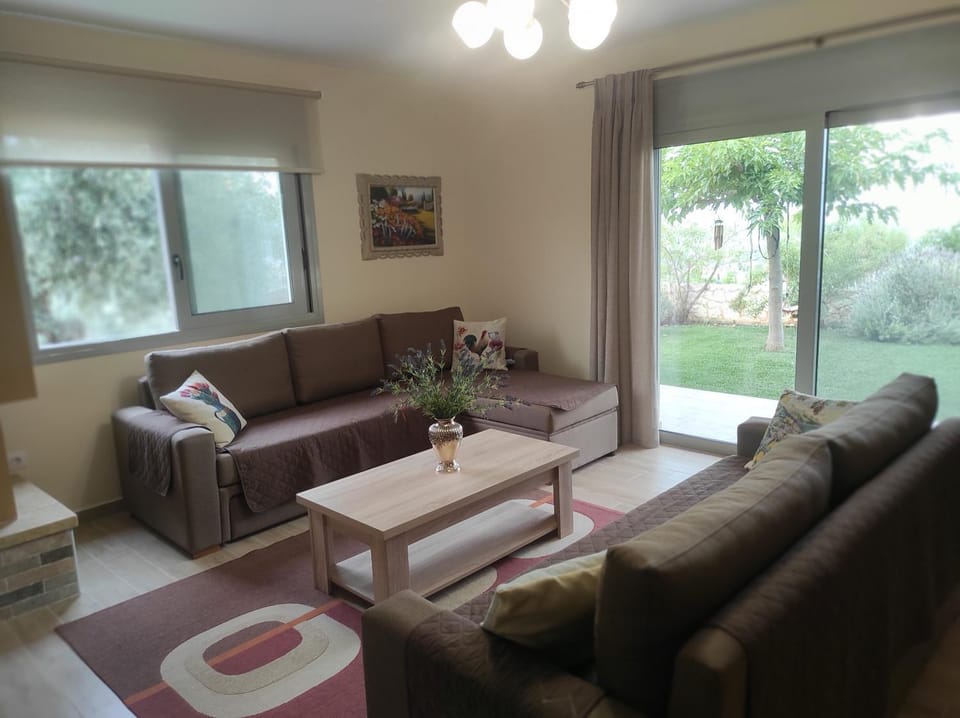 ''Shinohori'' Olive-Tree Apartment Apartment in Argolis, Greece