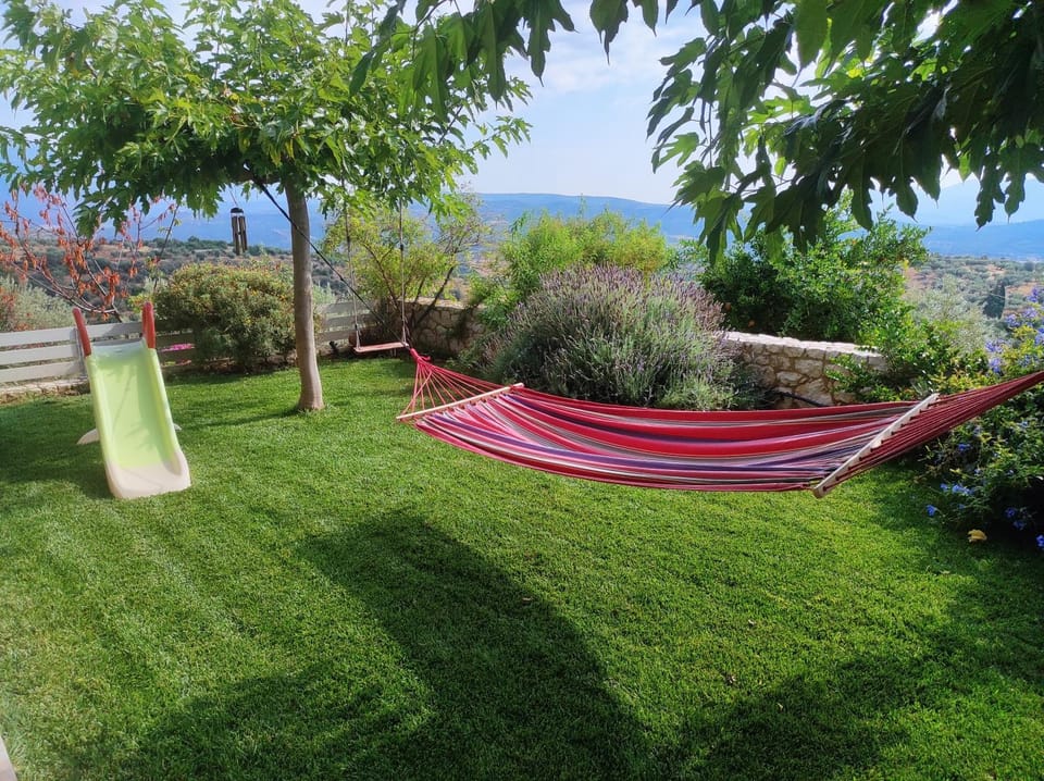 ''Shinohori'' Olive-Tree Apartment Apartment in Argolis, Greece