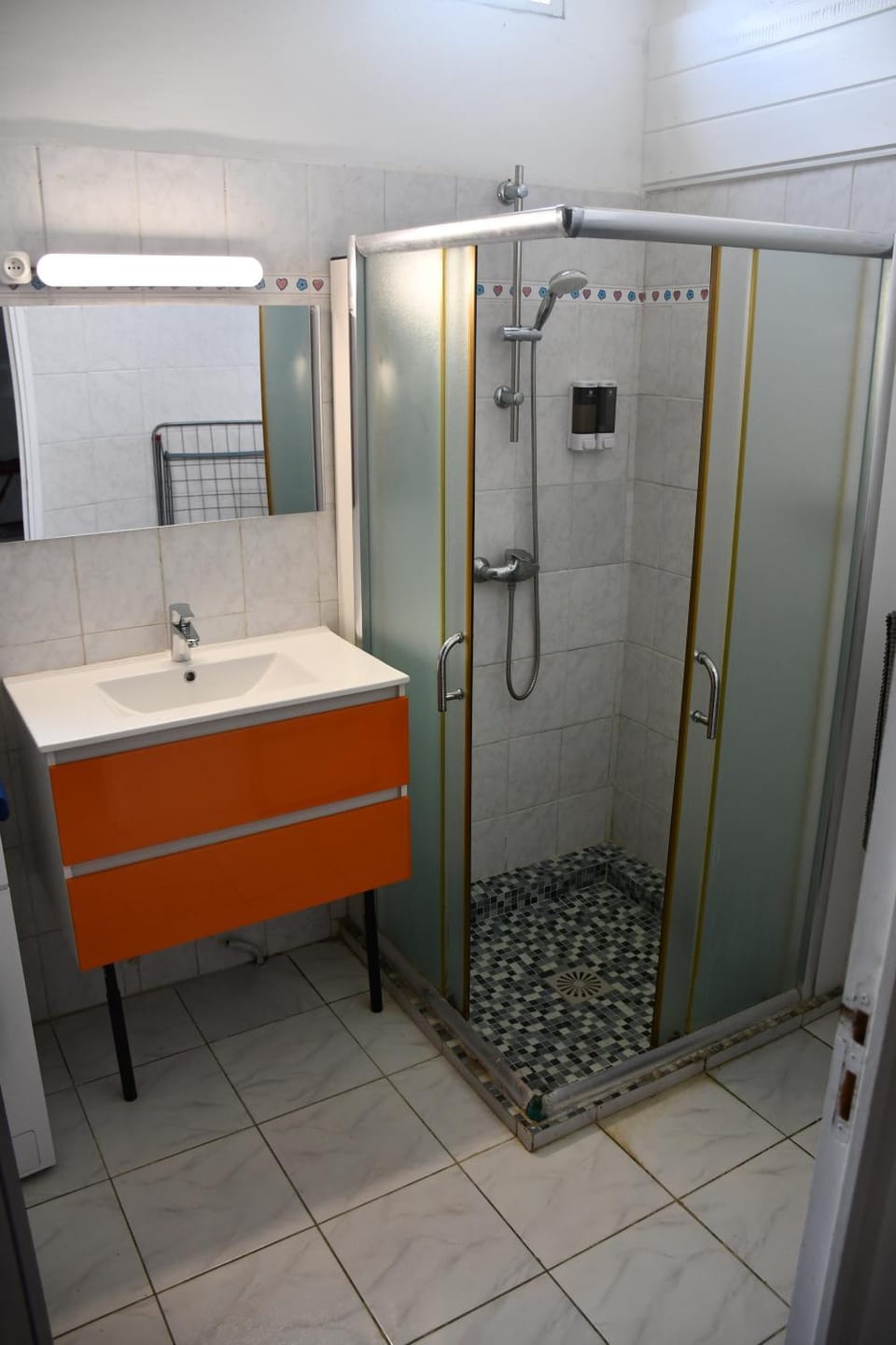 Shower, Bathroom