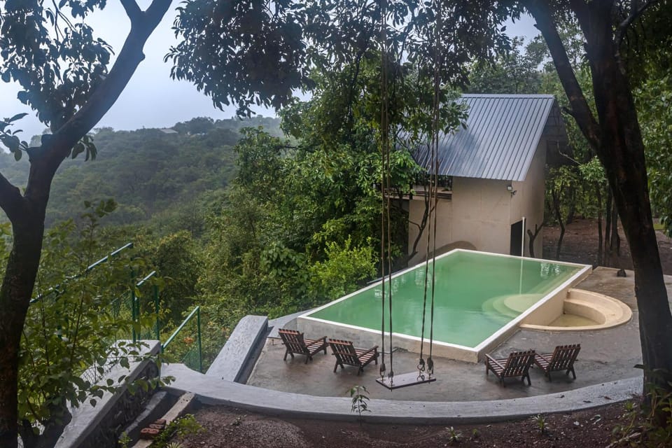 Day, Natural landscape, Mountain view, Pool view, Swimming pool