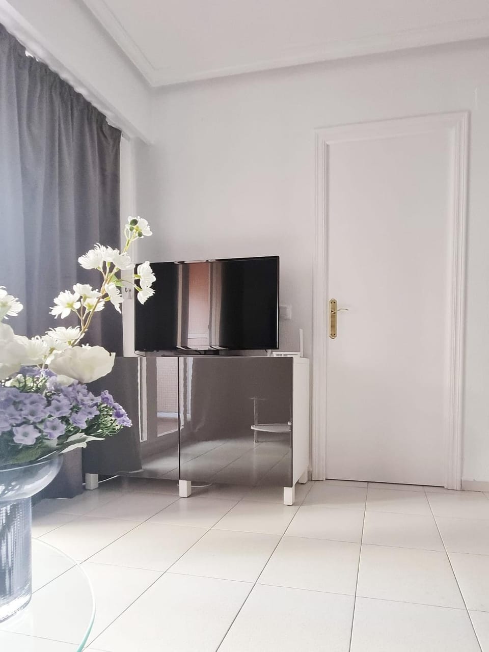 Communal lounge/ TV room, TV and multimedia, Evening entertainment
