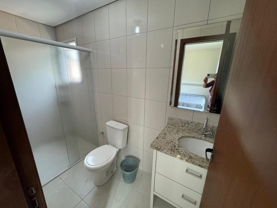 cód 17 - Apartamento a 100 metros da praia Apartment in Florianopolis
