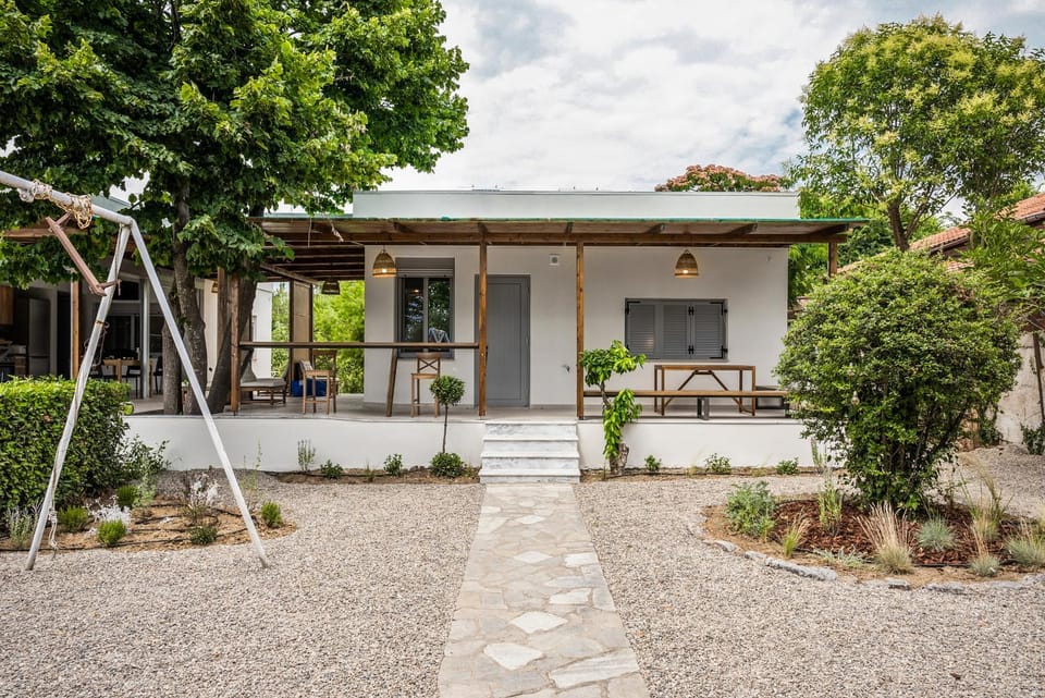 Property building, Garden