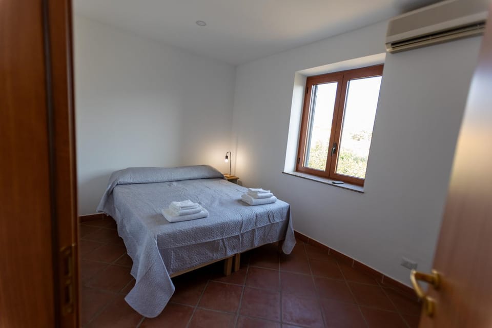 IL CASALE Farm Stay in Sicily