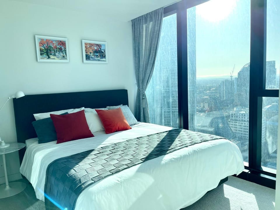 Bed, Bedroom, City view