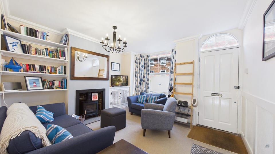Communal lounge/ TV room, Living room