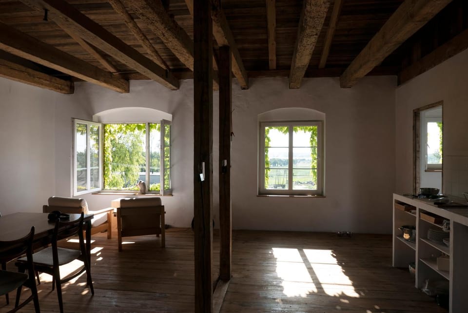 ŻAR - Gorzelnia w Żarnowcu Country House in Pomeranian Voivodeship