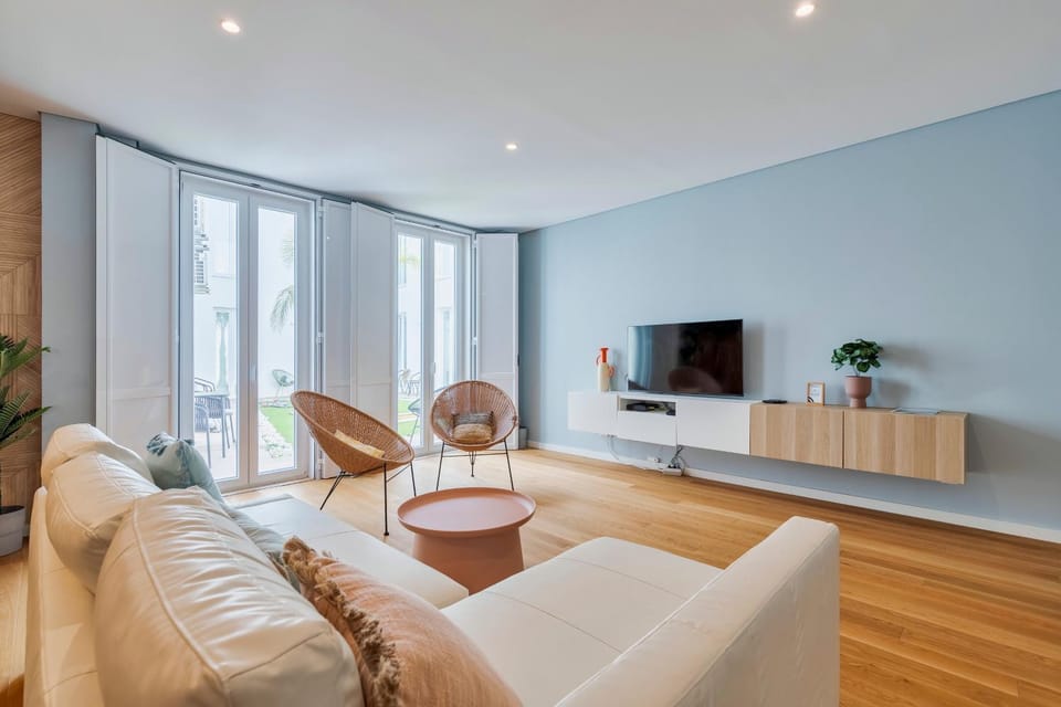 TV and multimedia, Living room, Decorative detail