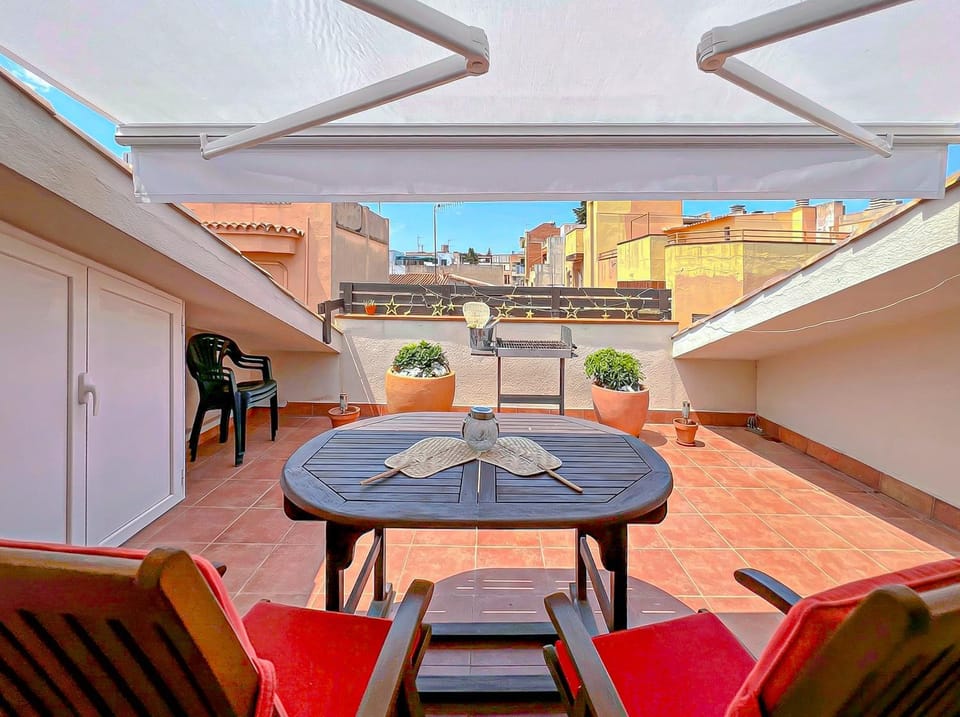 BBQ facilities, Balcony/Terrace