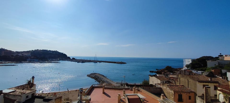 Nearby landmark, Day, Natural landscape, Sea view