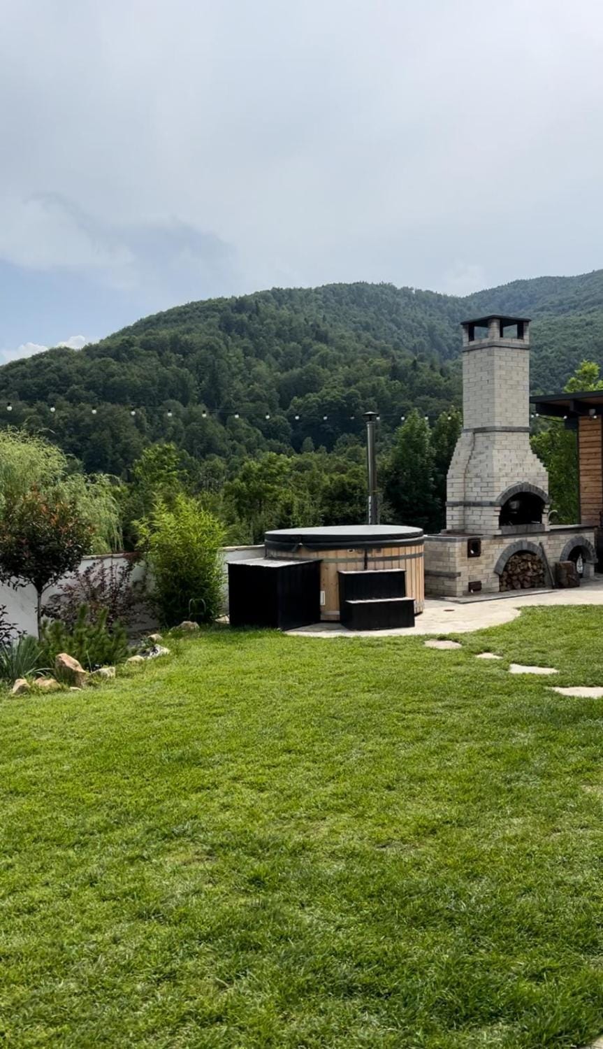 BBQ facilities, Garden
