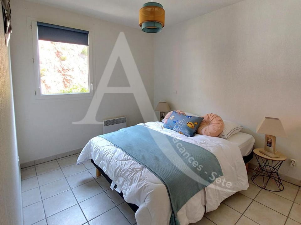 T3 renove dans residence avec piscine et garage Capacite max 6 personnes Apartment in Occitanie
