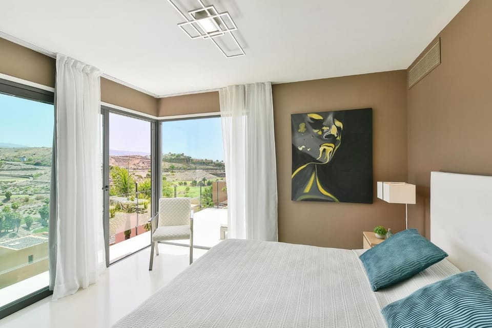 Bed, Bedroom, air conditioner