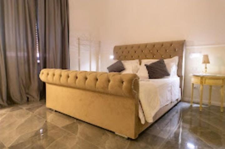 PALAZZO NOVECENTO WELLNESS B&b Bed and Breakfast in Province of Lecco