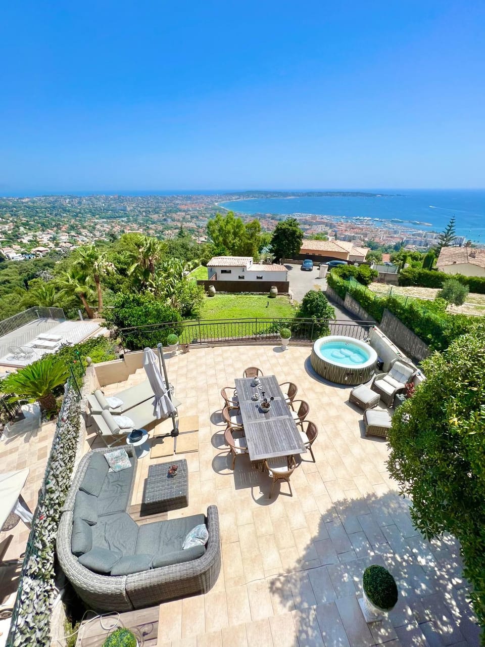 Patio, Day, Natural landscape, Balcony/Terrace, Seating area, Pool view, Sea view, Swimming pool, sunbed