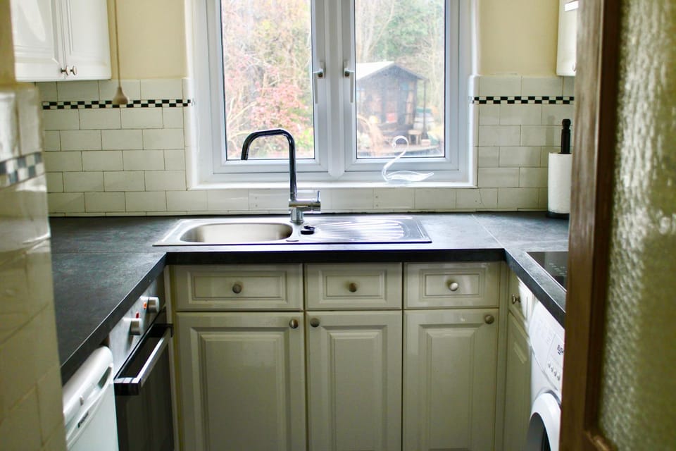 microwave, oven, stove, washing machine, kitchen