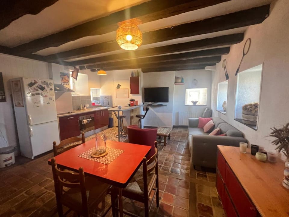 So British ! Appart atypique et sa petite terrasse Apartment in Poitiers