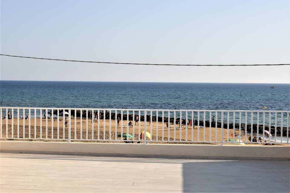 Natural landscape, Balcony/Terrace, Beach, Sea view