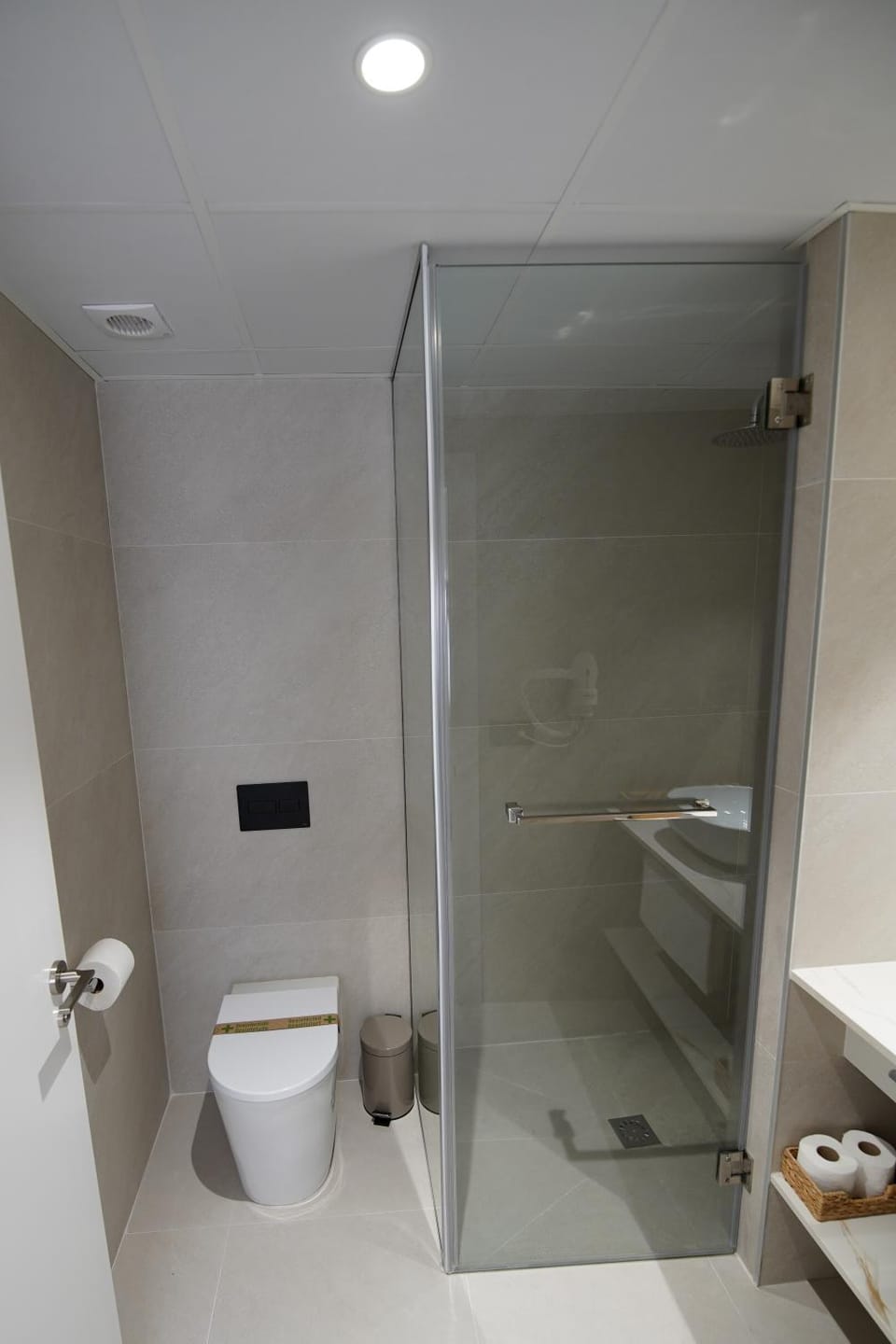 Shower, Toilet, Bathroom
